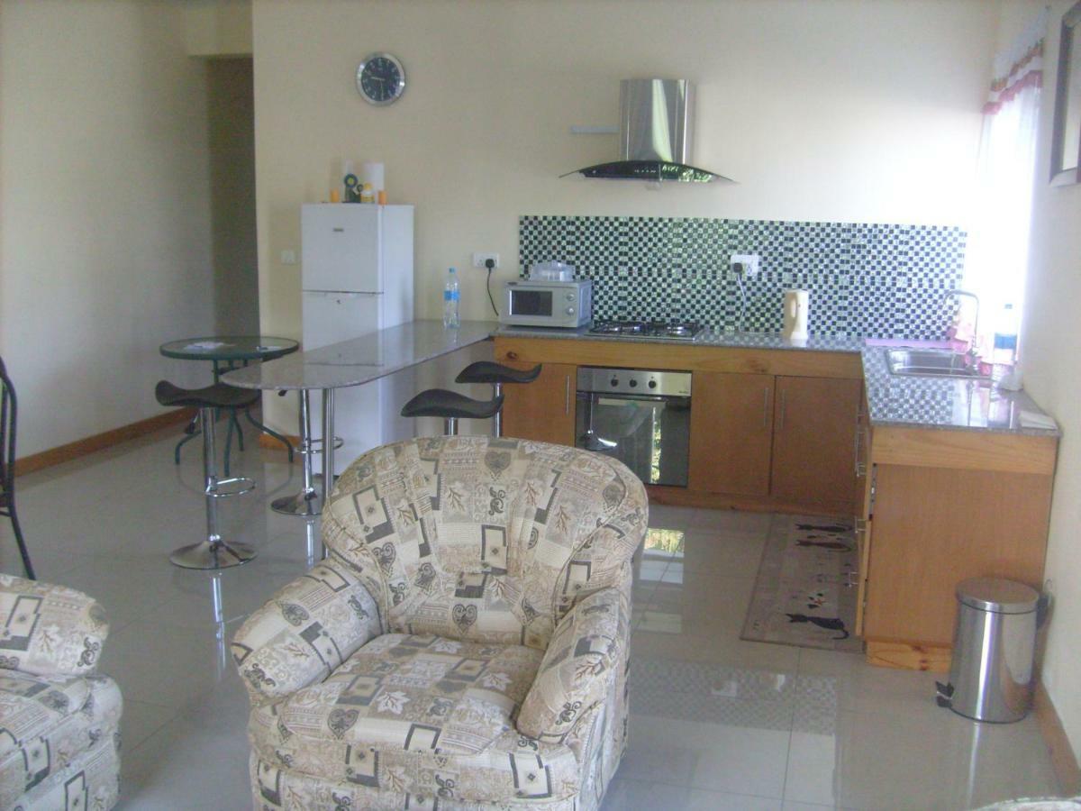 Royal Apart Flic en Flac Ngoại thất bức ảnh